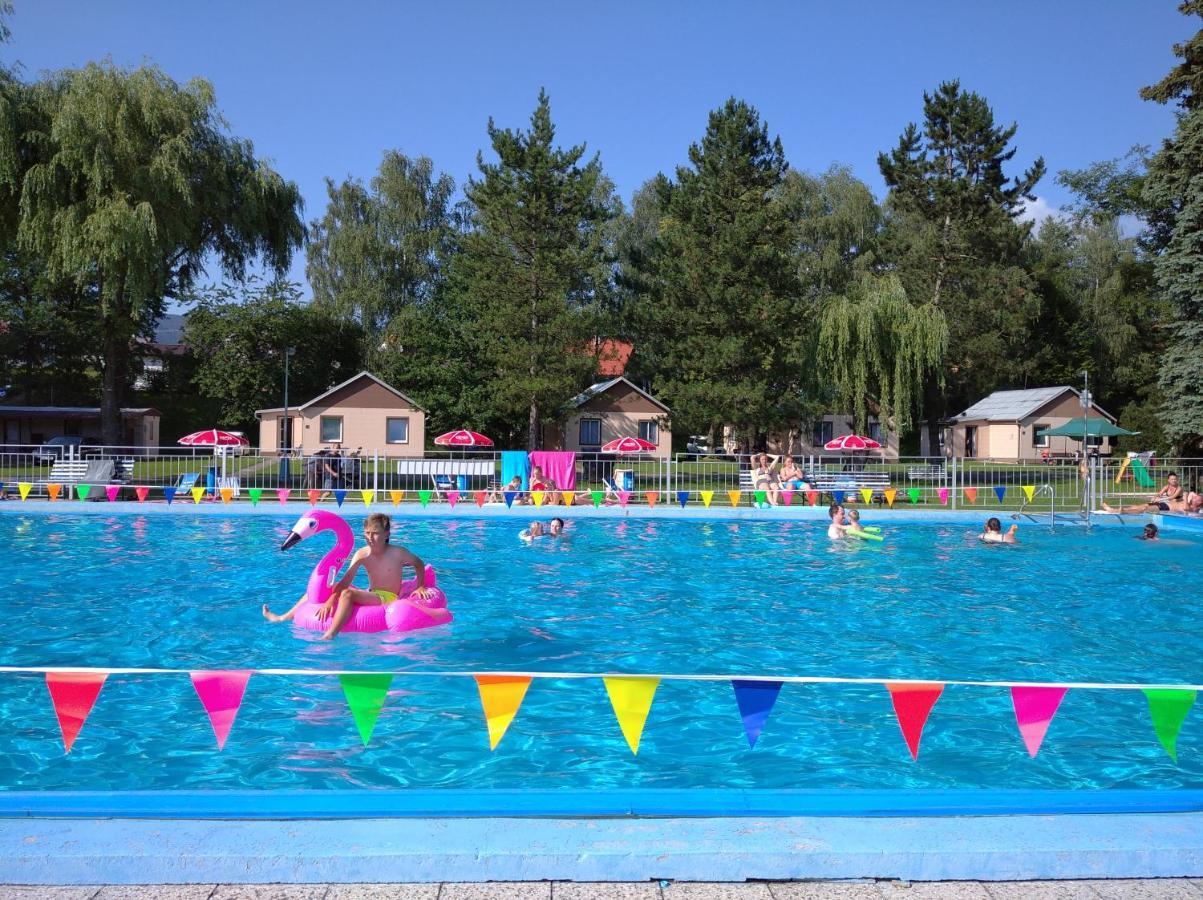 Camping Roznov Hotel Rožnov pod Radhoštěm Kültér fotó