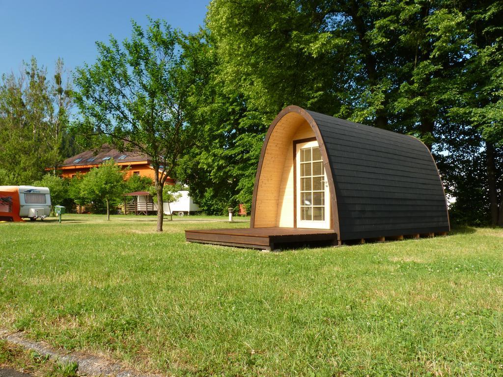 Camping Roznov Hotel Rožnov pod Radhoštěm Kültér fotó